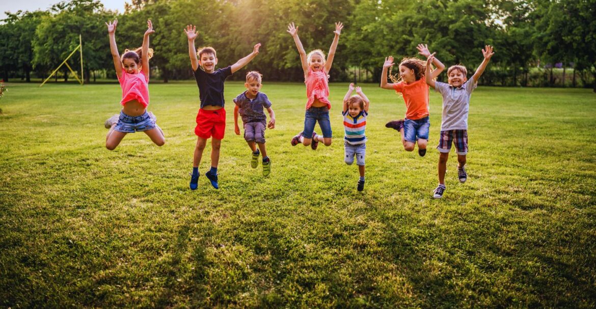 Fortunately, nature therapy offers a powerful antidote—an opportunity for children to rediscover the joy and serenity of the natural world.